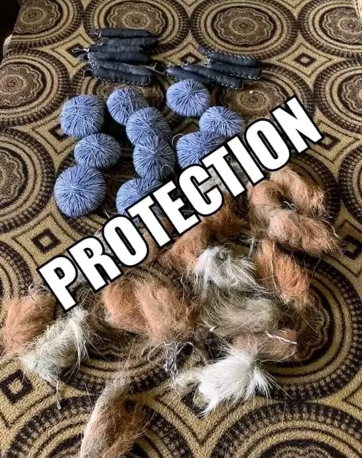 Objets de protection nocturne Vodun — amulettes contre attaques spirituelles Ouidah